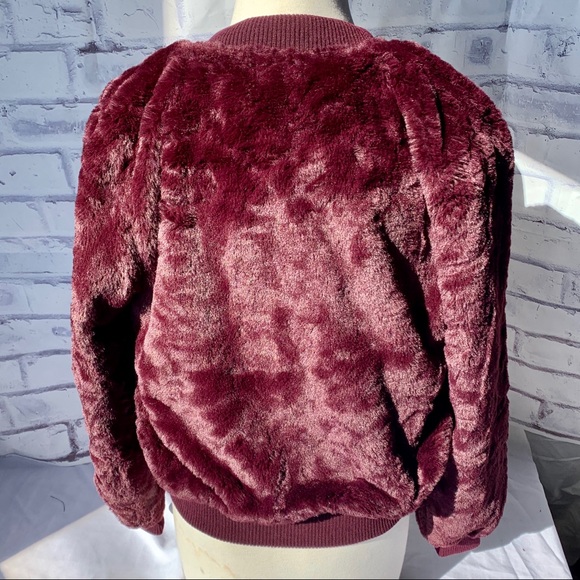 NWT Love Tree Plum Faux Fur Bomber - Picture 4 of 5